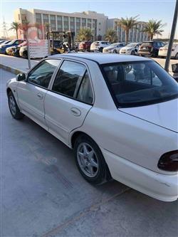 بروتون ويرا